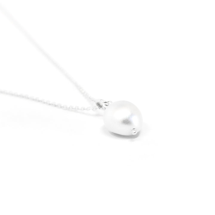 Pearl Dangle Necklace