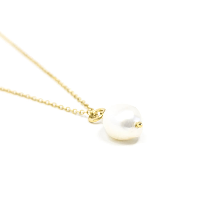Pearl Dangle Necklace