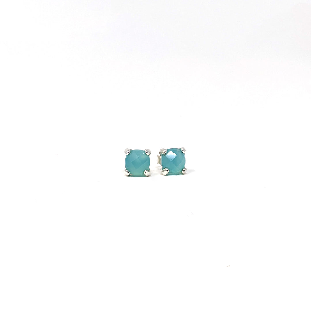 Cushion Stud