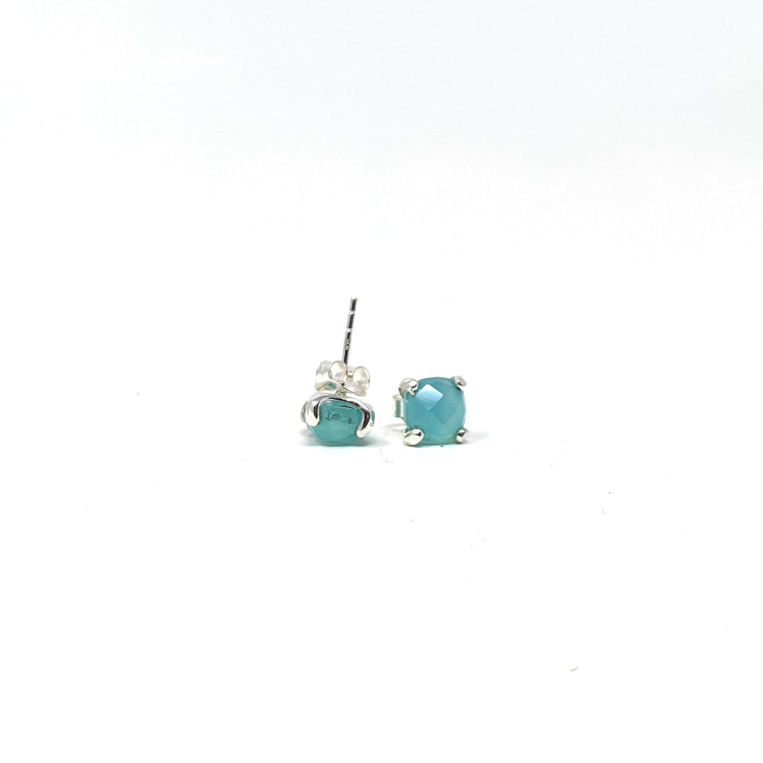 Cushion Stud