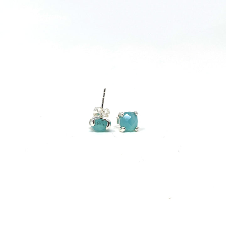 Cushion Stud