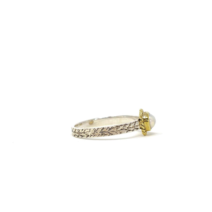Boho Round Small Pearl
