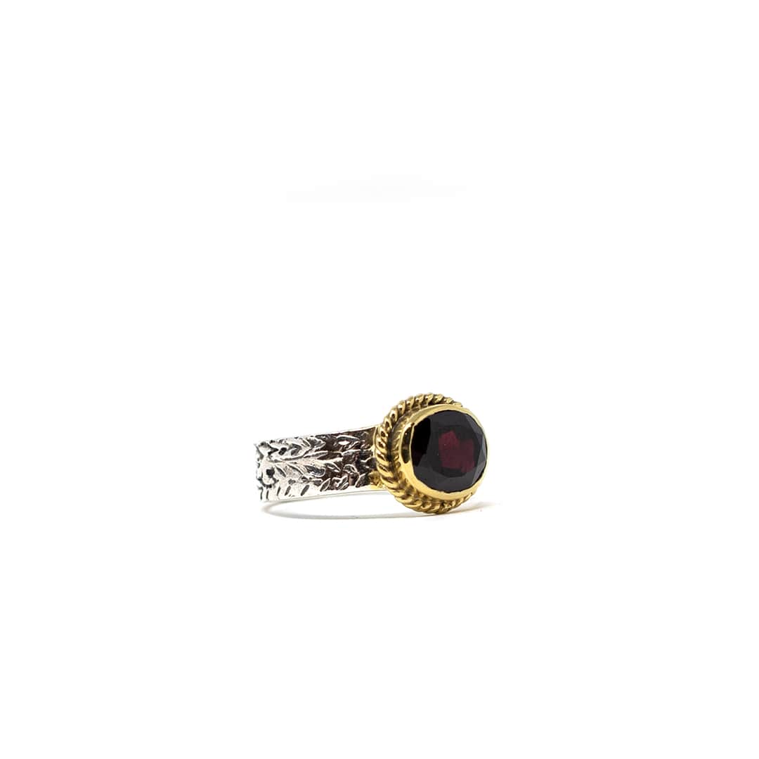 Boho Oblong Garnet