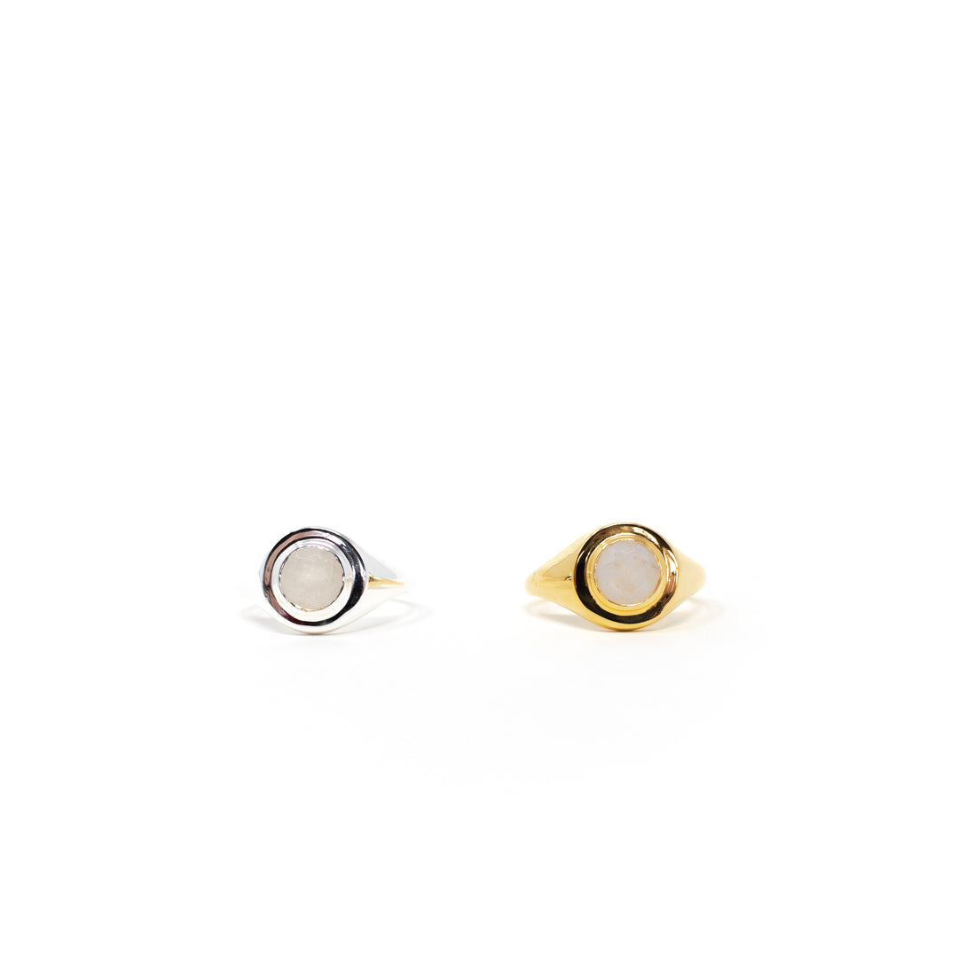 Round Signet Moonstone