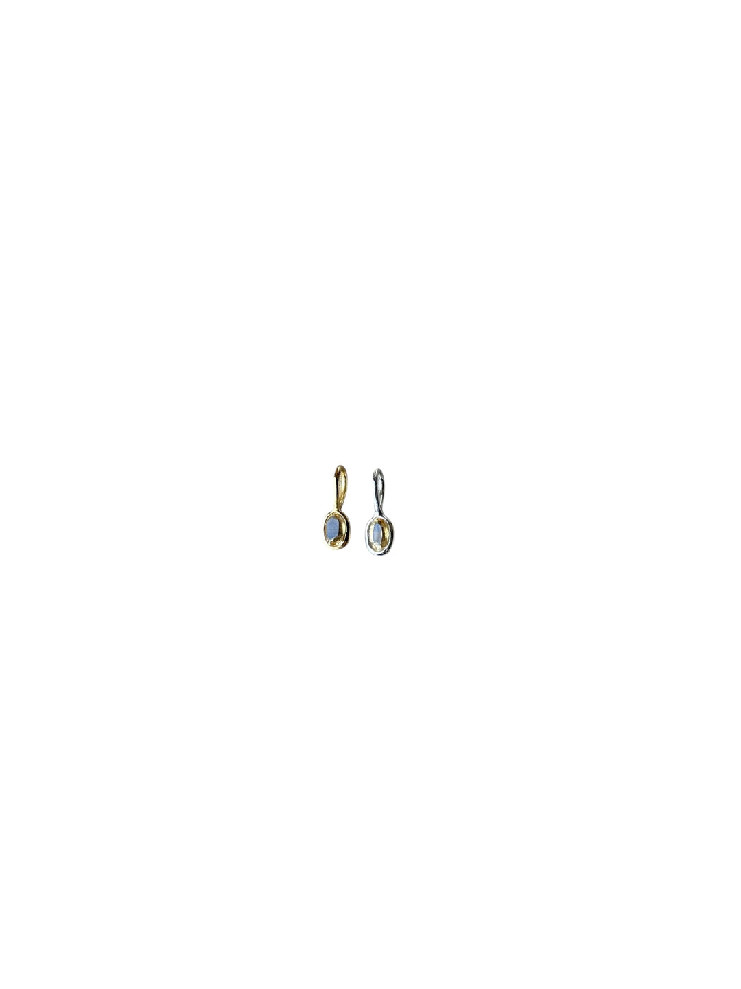 Small Oval Pendant