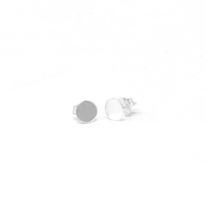 Necessary Shape Stud Round
