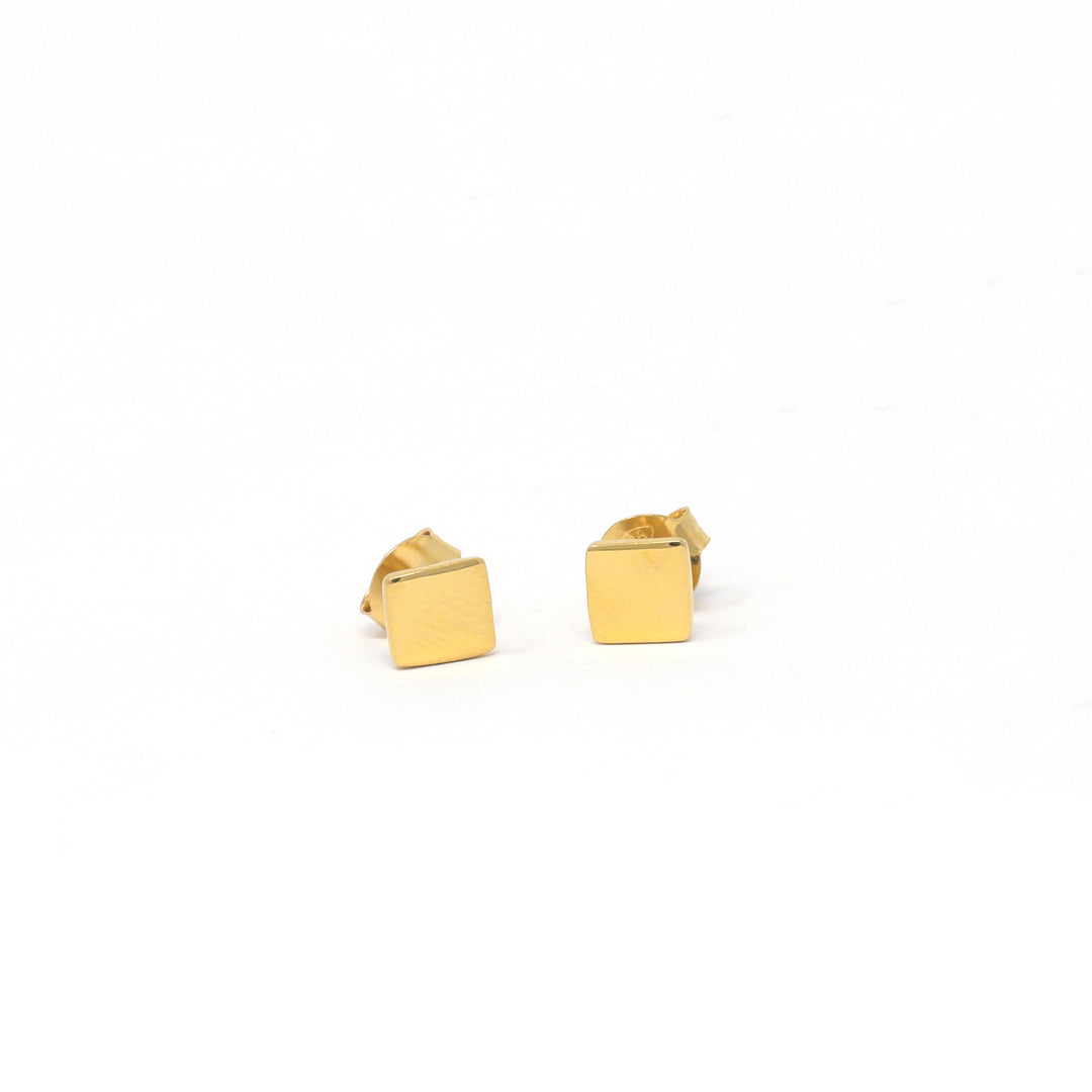 Necessary Shape Stud Square